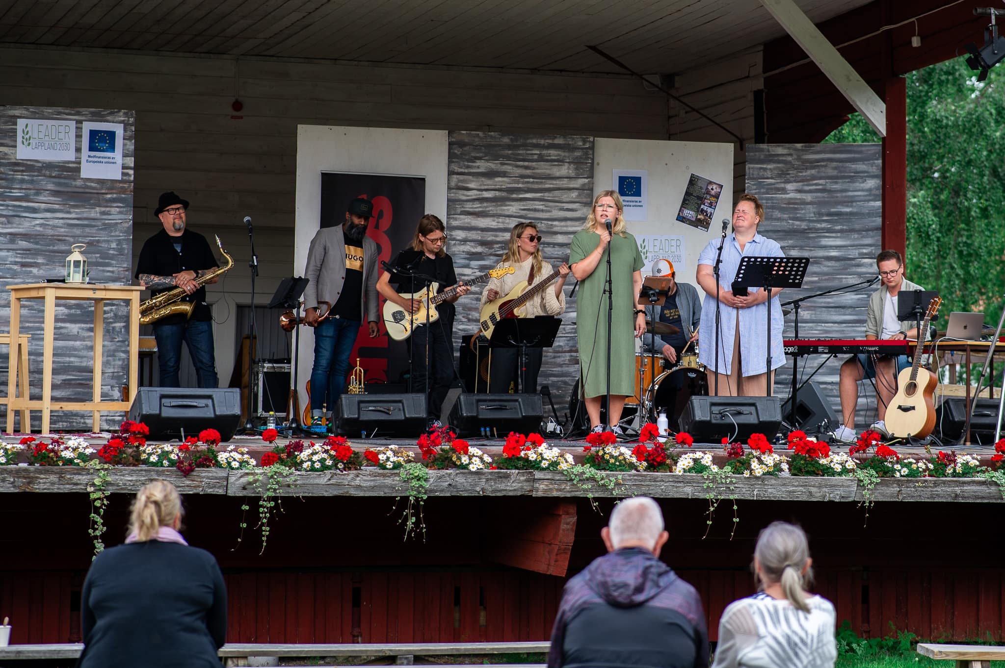 Livemusik på hembygdsscenen